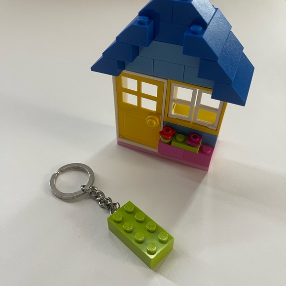 Green Lego Key-Chain - Picture 2 of 4